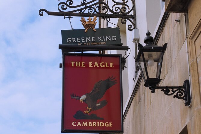 Cambridge Famous Alumni Quest Experience - Pembroke College and The Crescent
