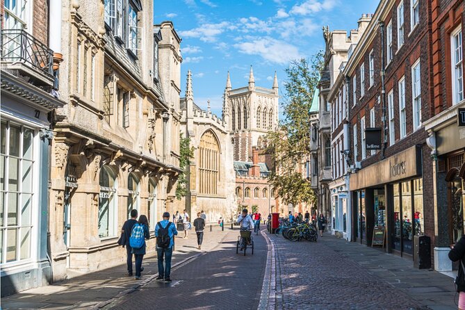 Cambridge Famous Alumni Quest Experience - Museums and the Sedgwick stop