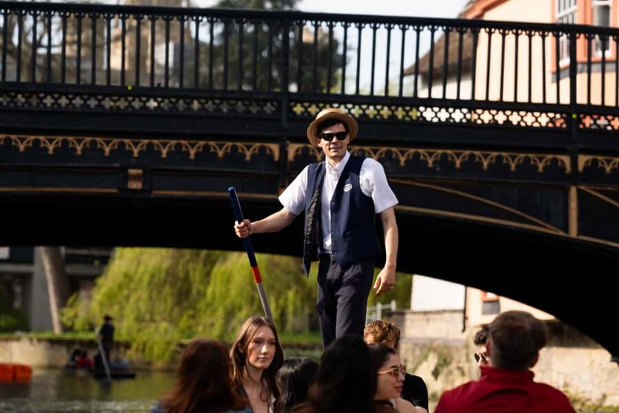 Cambridge: Punting Tour on the River Cam - Key points at a glance