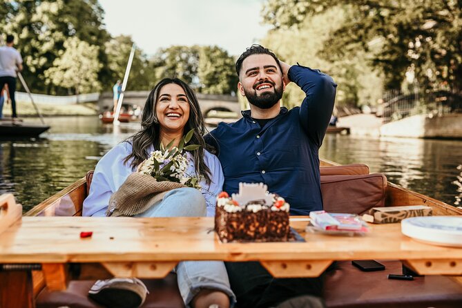 Cambridge - Shared Punting Tour - When to go for the best atmosphere