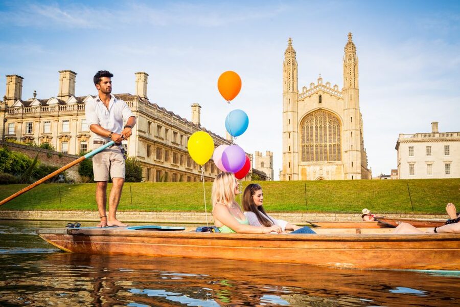 Cambridge: Shared Punting Tour with Guide - Why Cambridge Looks Best From the River Cam