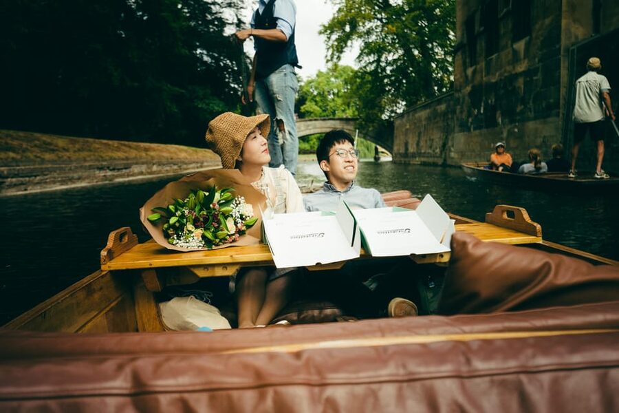 Cambridge: Shared Punting Tour with Guide - Starting at Jesus Green Moorings