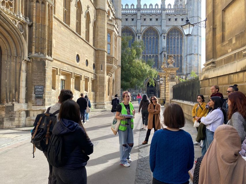 Cambridge: The Original Uncomfortable Cambridge™ Tour - King’s College and the familiar Cambridge image
