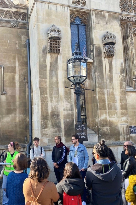 Cambridge: The Original Uncomfortable Cambridge™ Tour - Meeting your guide at the Tourist Information Centre
