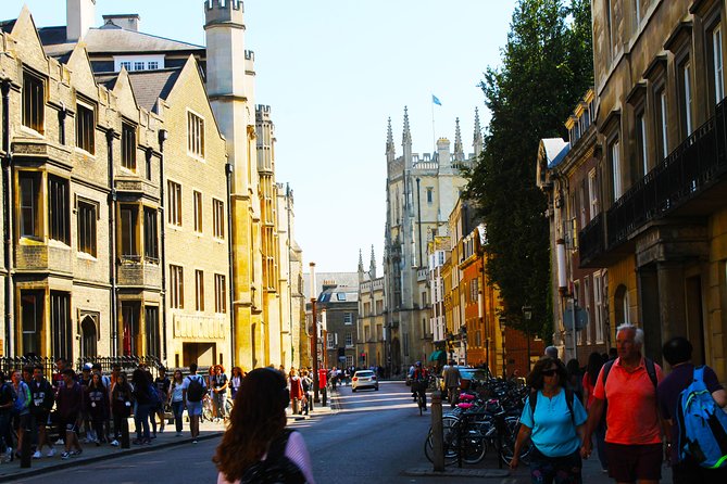 Cambridge University Walking Tour - Why the Round Church is the right place to begin