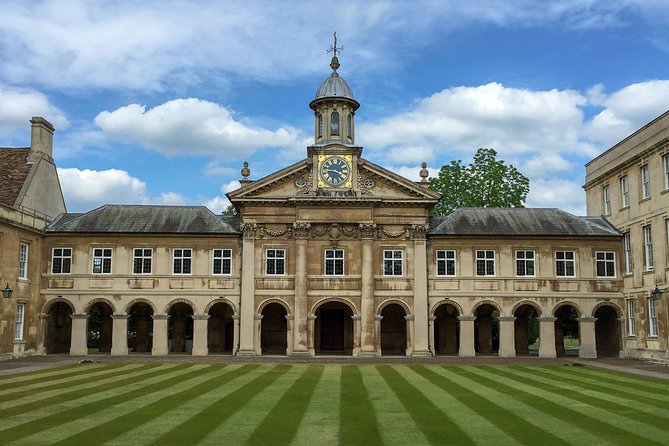 Cambridge University Walking Tour - Entering Cambridge’s college world