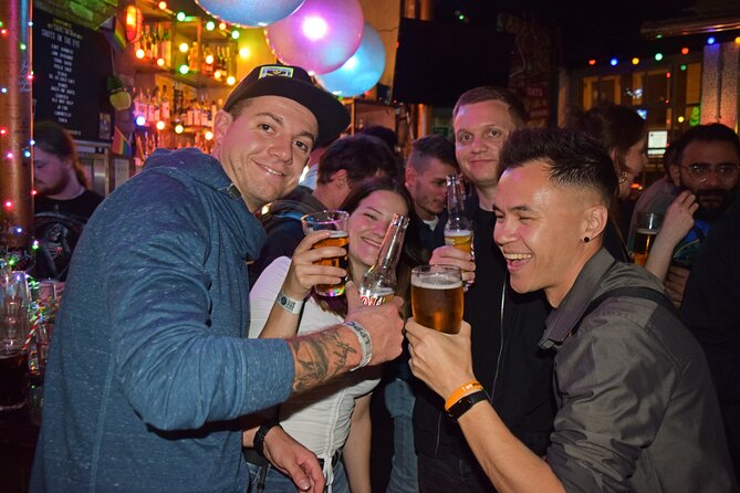 Camden Pub Crawl in London - The hosts shape the whole experience