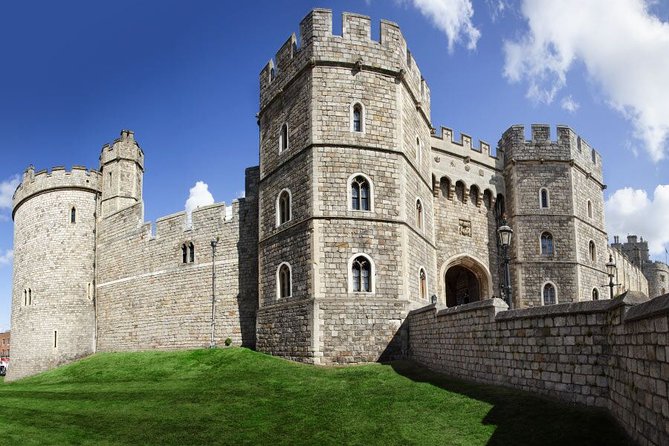 Canterbury Cathedral, Leeds Castle and Dover Castle Private Tour - Dover Castle above the shortest sea crossing