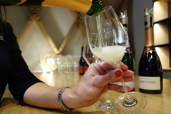 Cellar Door Wine Tour from London - What the tasting fees and $206.14 price really cover