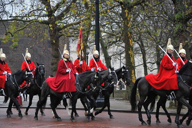 Changing of the Guard Guided Walking Tour in London - Timing, weather, and ceremony changes