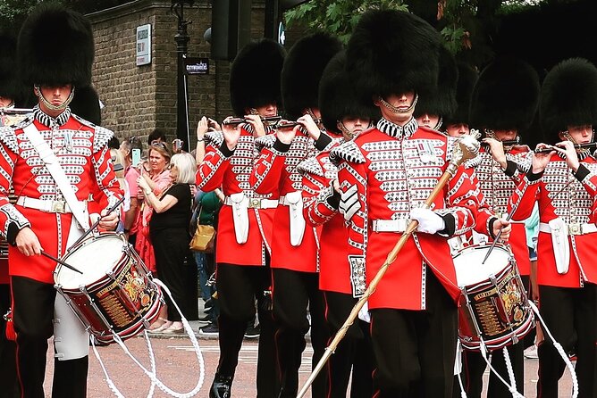 Changing of the Guard Guided Walking Tour in London - Is $25.52 a fair price?
