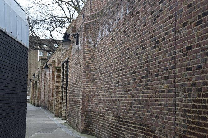Charles Dickens London Walking Tour - Practical planning for a rain-or-shine walk