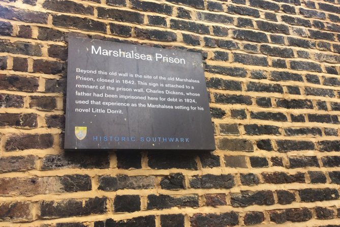 Charles Dickens Private Walking Tour - High Holborn and the Alley of Krook
