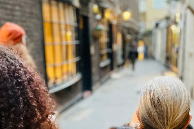 Christmas Lights and Markets Guided Walking Tour with Mulled Wine - Why this short London Christmas walk works