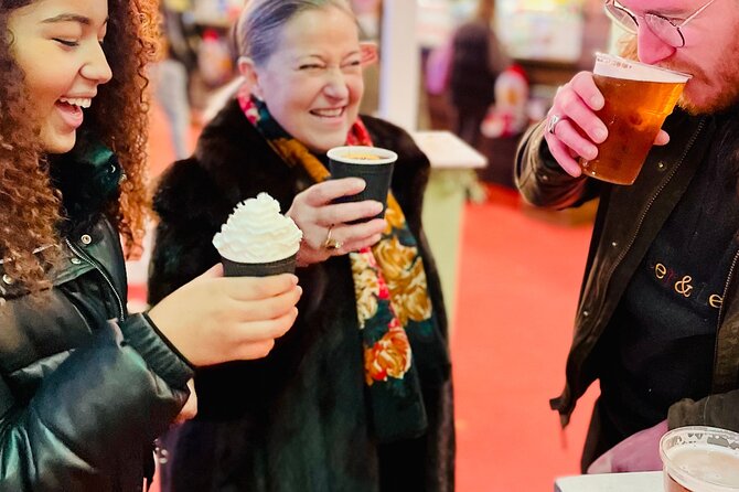 Christmas Lights and Markets Guided Walking Tour with Mulled Wine - Starting among the lights at Covent Garden