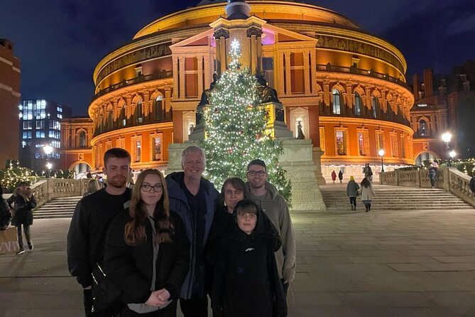 Christmas Lights and Markets London Taxi Tour - The guide can make or break the evening