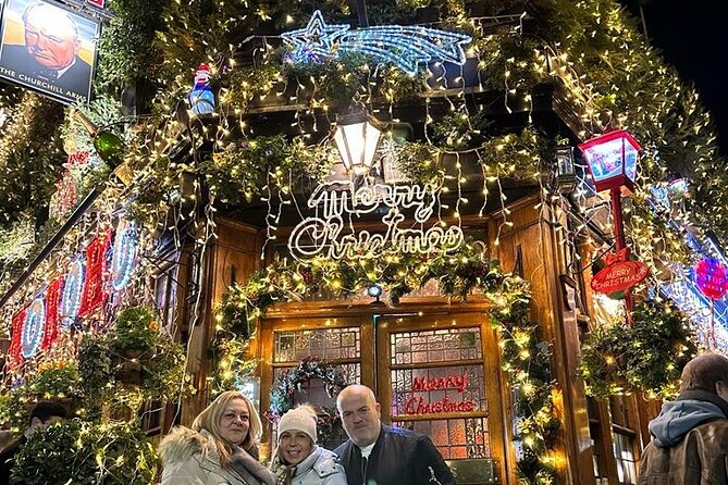 Christmas Lights and Markets London Taxi Tour - Covent Garden’s 20-minute festive pause