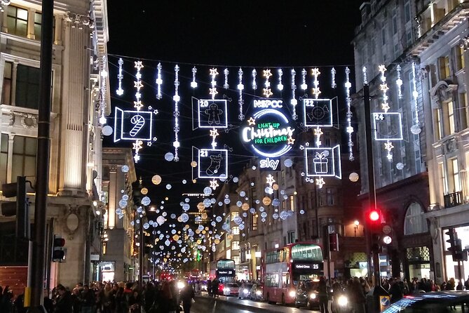 Christmas Lights Open-Top Bus Tour - London’s Christmas lights from the top deck