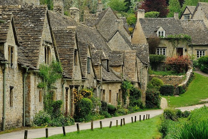 Cotswold Village Private Day Trip from Bath - Price, Group Size, and What You Are Buying