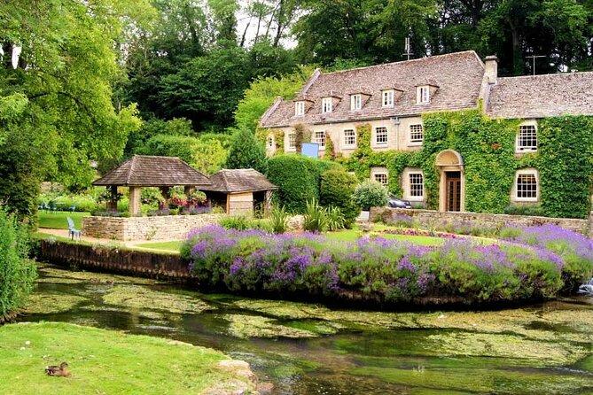 Cotswolds Countryside Tour by Coach: Villages, Views, and Lunch - Stow-on-the-Wold and its old market square