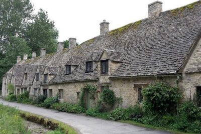 Cotswolds in a Day Tour from Moreton-in-Marsh / Stratford-on-Avon