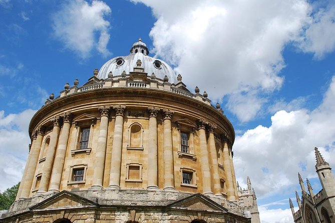 Cotswolds Villages and Oxford Full Day Tour from London - Bourton-on-the-Water and the River Windrush