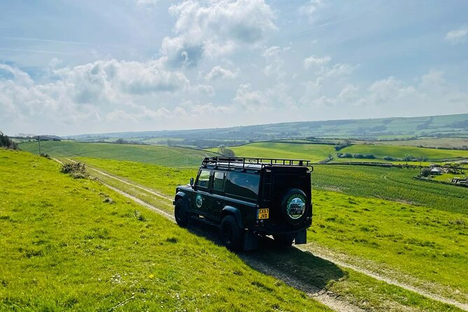 CRUISE SHIP SPECIAL- JEEP SAFARI - PRIVATE GUIDED TOUR (8 Hours) - Lulworth Cove and Durdle Door along the Jurassic Coast