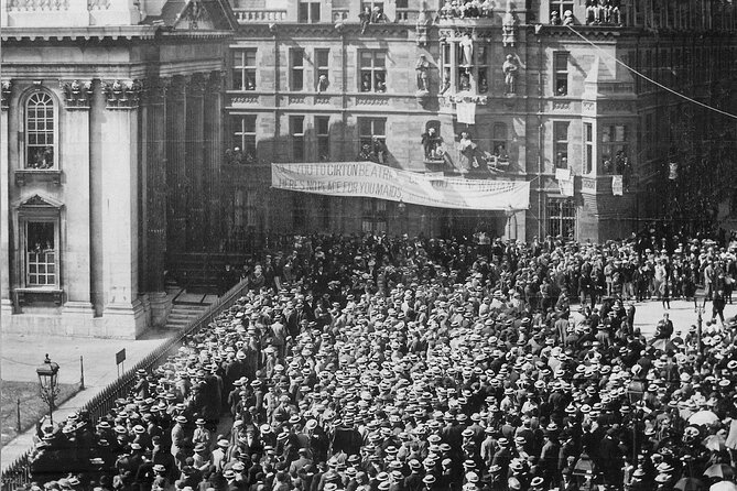 Curious Cambridge - The History Tour that's FUN!!! - Trinity College and Cambridge’s long tradition of mischief