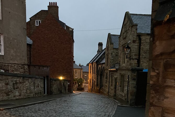 Dark Durham Tour - The Dun Cow: old pub, old crowds, and public hanging
