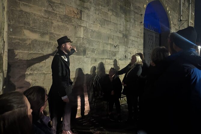Dark History Walking Tour in Warwick - Starting at the Lord Leycester on High Street
