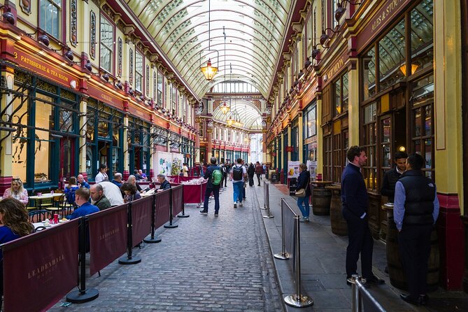 Devour London: Borough Market & Leadenhall Food Tour with Wine - Fish and chips with a surprising origin story
