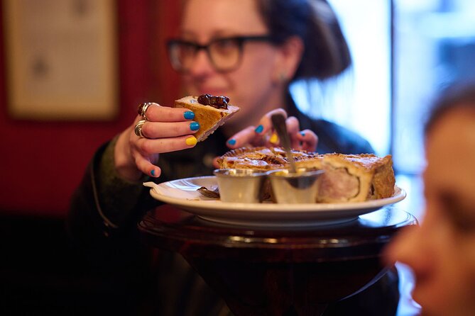 Devour London Historical Pub Tour:Traditional British Food & Ales - What you actually eat and drink