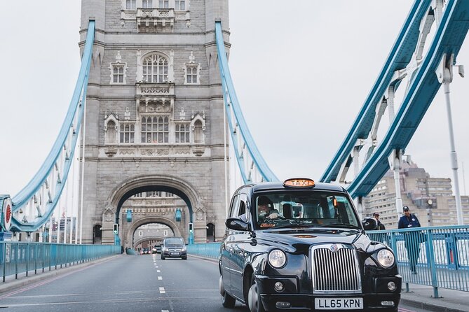 Discover London in a Panoramic Black Cab - Street art at Leake Street Arches