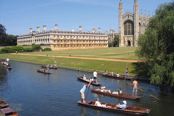 Discover Oxford and Cambridge with Guide from London by Coach - Key points at a glance