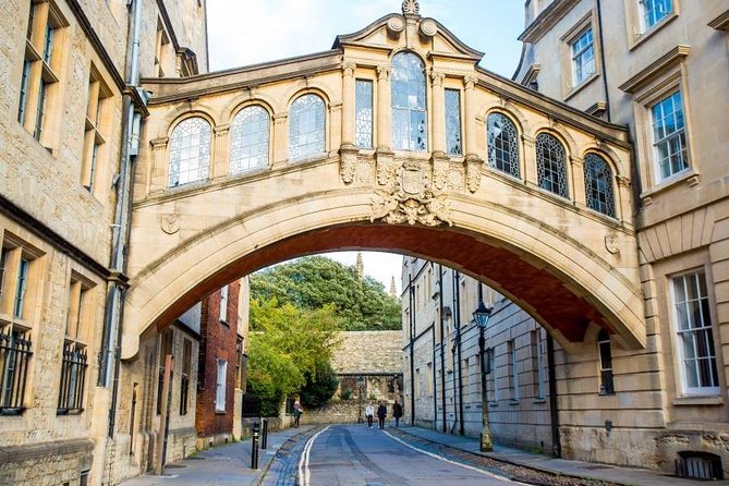 Discover Oxford and Cambridge with Guide from London by Coach - How much sightseeing do you get?