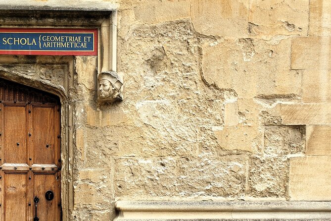 Discover Oxford University with Recent Graduate - Why a recent graduate changes the Oxford story
