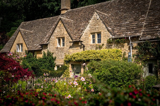 Discover the Secrets of the Cotswolds Private Tour Experience - Snowshill and the final photo stop