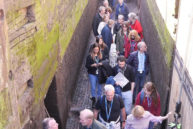 Discovering Birmingham 2 hour Walking Tour to the Jewellery Quarter - St Chad’s and the cost of car-first planning
