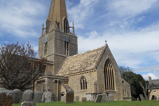 Downton Abbey and Village Small Group Tour from London - Why Bampton makes a good first stop