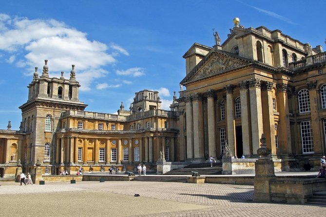 Downton Abbey sites, Cotswolds and Blenheim Palace from London - Leaving London at 7:30 a.m.
