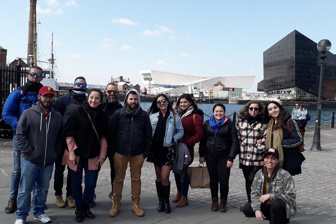 Downtown Liverpool Walking Tour - In Spanish - The guides and the feel of the walk