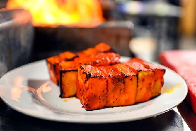 East London Indian Food Tour with 8+ Authentic Food Tastings - The guides make the difference