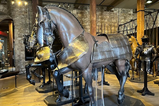 Easy Access Tower of London Crown Jewel Torture and Executions - The Crown Jewels and coronation regalia