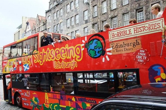 Edinburgh Rail Trip from London with Castle entry and Hop-on Hop-off bus - The price makes sense only if you value convenience
