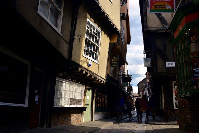 Exclusive York - Private Personally-Designed Walking Tour - York’s city walls and the best elevated views