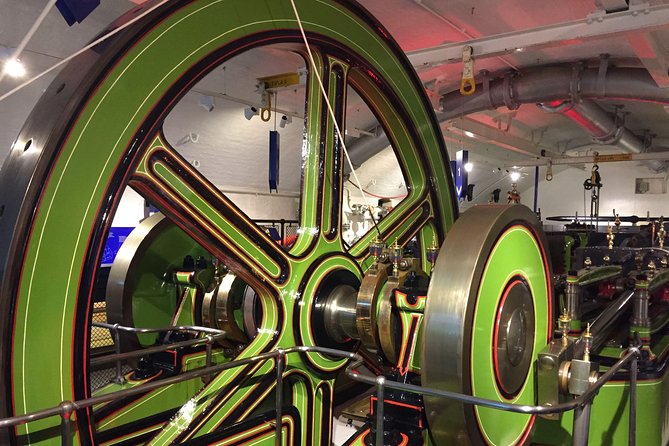 Explore Tower Bridge & London's Top 30 Landmarks Tour - Millennium Bridge and the dome of St Paul’s