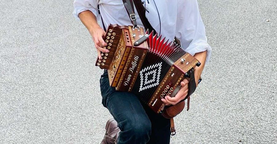 Falmouth: Vibrant Historical Walking Tour (award-winning) - The music changes the pace of the walk