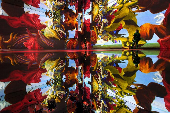 Frameless - Immersive Art Experience in London - Music changes the mood as much as the pictures