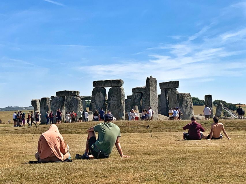 From Cambridge: Guided Day Tour to Bath and Stonehenge - The long ride south from Cambridge
