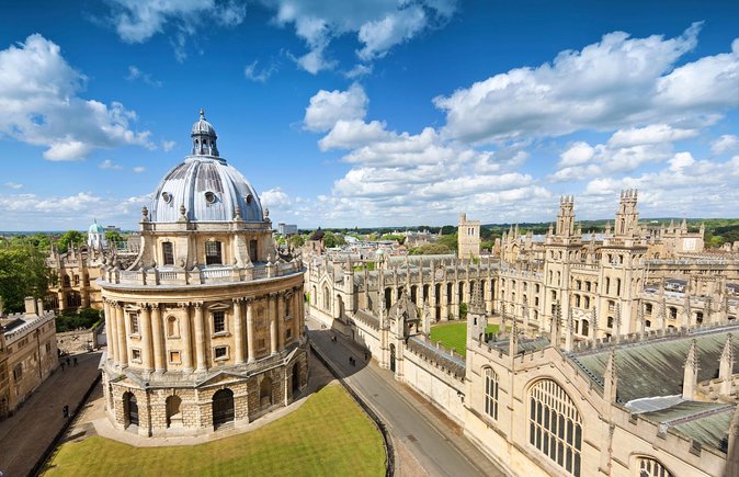 From London: Oxford and Cambridge University Town Tour with Guide - Oxford colleges, libraries, and free time
